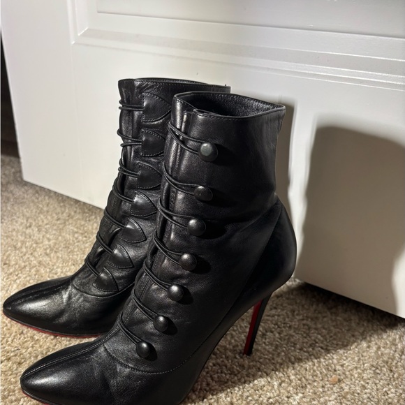 Size 37 Christian Louboutin - Picture 3 of 6